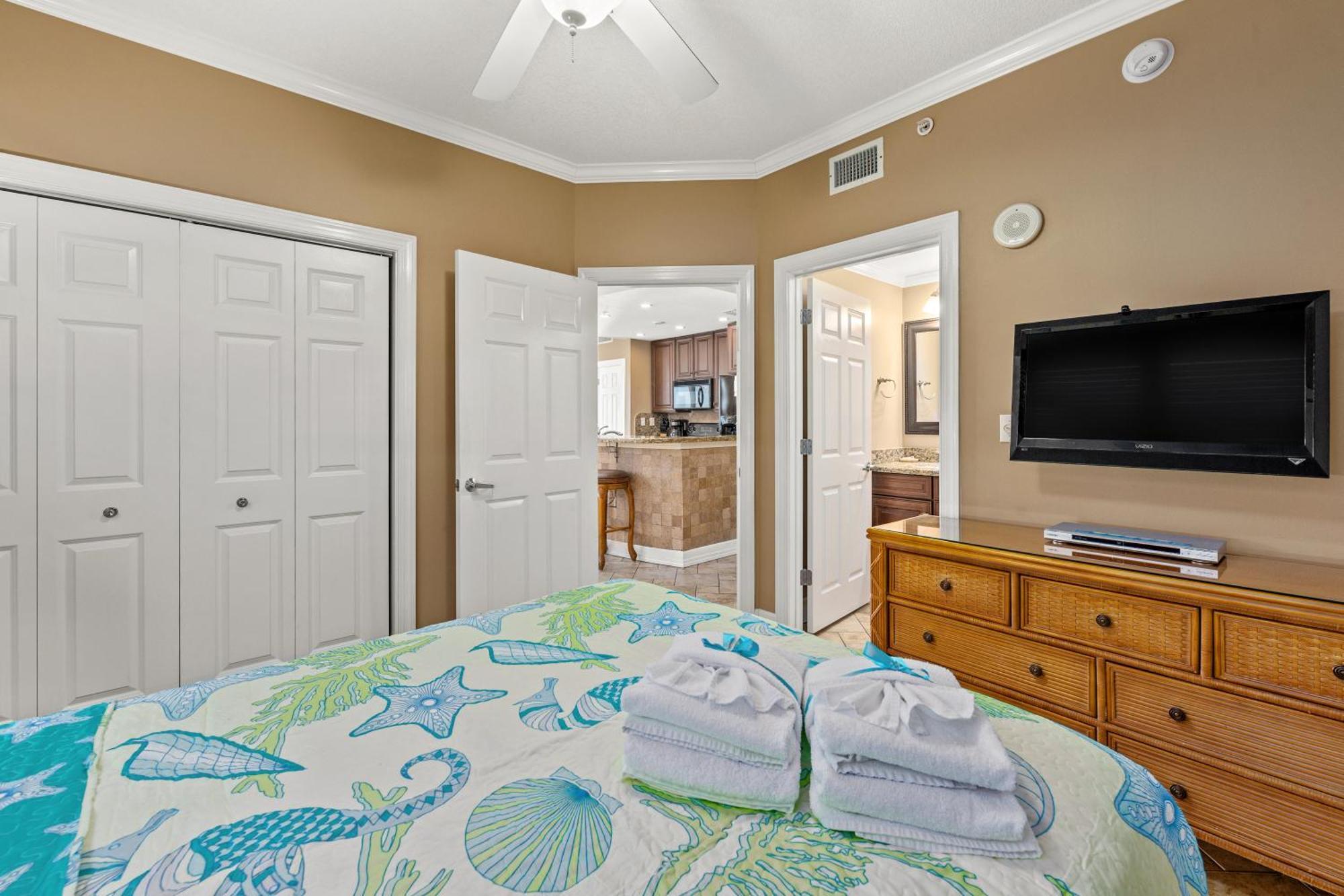 Gulf Front Master Bedroom! 2 Pools & Hot Tubs! Sleeps 8! ปานามาซิตี้บีช ภายนอก รูปภาพ